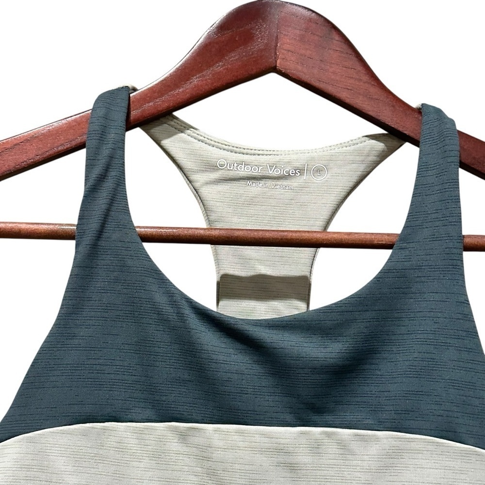 Outdoor Voices Crop Top Sports Bra  Colorblock Light And Dark Green Size Large - Picture 2 of 7